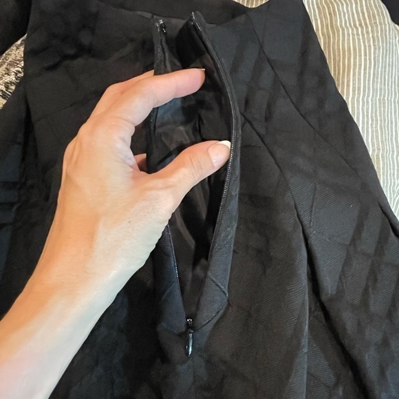 TALBOTS Black knee length A line skirt 14 classic closet staple capsule wardrobe - Picture 9 of 9